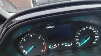 Vaurioauto  passenger cars Ford Fiesta 1.5 dci  63kw  navi clima 2018/1