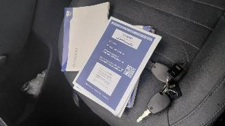 Dacia Sandero 0.9 tce  66kw airco navi picture 9
