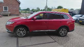 škoda osobní automobily Mitsubishi Outlander 2.0i  150pk automaat   clima navi 2017/1