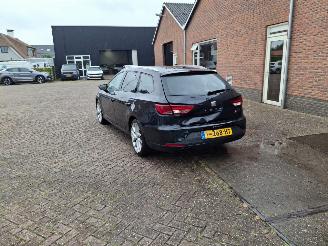 krockskadad bil auto Seat Leon 1.8 tsi  132kw  fr navi clima 2014/5
