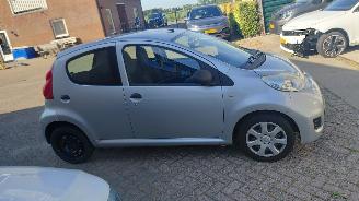 Vaurioauto  passenger cars Citroën C1 1.0i 5drs airco 2011/7
