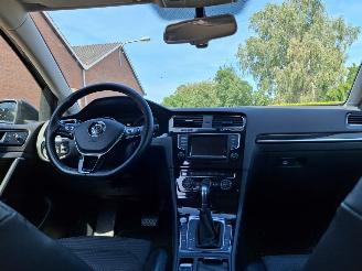 Volkswagen Golf 1.2 tsi  105pk automaat   navi clima picture 12