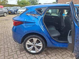 Seat Leon 1.5 tsi  hybrid  phev  pano   225PK picture 14