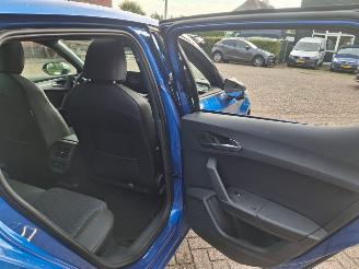 Seat Leon 1.5 tsi  hybrid  phev  pano   225PK picture 9
