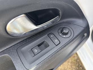 Seat Mii 1.0 SPORT DYNAMIC AIRCO BOUWJAAR 2014  3999 EURO VAST! picture 7