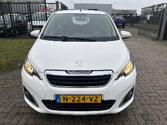 Peugeot 108 1.0e VTI ALLURE LICHTE SCHADE BOUWJAAR 2022  6999 EURO VAST picture 8