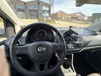 Volkswagen Up! 1.0 UP! LICHTE SCHADE! 2e EIGENAAR BOUWJAAR 2019  5650 EURO picture 10