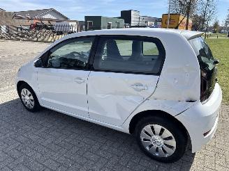 Volkswagen Up! 1.0 UP! LICHTE SCHADE! 2e EIGENAAR BOUWJAAR 2019  5650 EURO picture 2