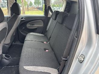 Citroën C3 picasso 1.4 VTi AURA LICHTE SCHADE! 95056 KM NAP BOUWJAAR 2010 2200 EURO picture 10