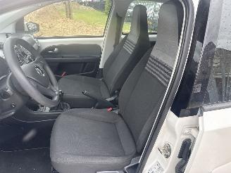 Volkswagen Up! 1.0 UP! VAN 2e EIGENAAR 111880 KM NAP! BOUWJAAR 2019  5350 EURO picture 8