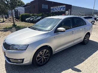 Damaged car Skoda Rapid 1.2 TSi EDITION AUTOMAAT! BOUWJAAR 2016 112668 KM 5999 EURO 2016/2