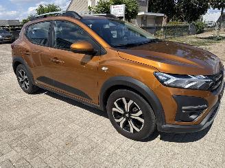 Schadeauto Dacia Sandero 1.0 90 STEPWAY 23321 KM NAP! BOUWJAAR 2021 RIJDBAAR 7200 EURO 2021/7