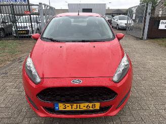 Ford Fiesta 1.0 STYLE 121963 KM NAP! NETTE AUTO BOUWJAAR 2014  4500 EURO picture 2