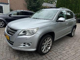 krockskadad bil auto Volkswagen Tiguan 2.0 TDI 4MOTION R-LINE 2009/11