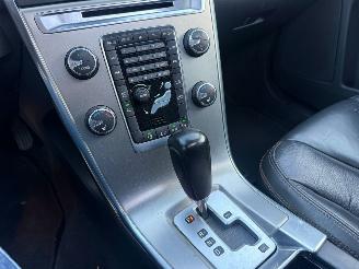 Volvo Xc-60 2.0 T5 LEER PANO AUT NL AUTO picture 26