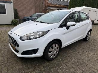 Voiture accidenté Ford Fiesta 1.0 STYLE 5DRS AIRCO NAVI 2015/4