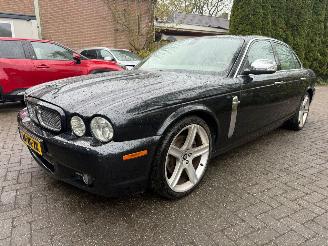Auto incidentate Jaguar XJ 2.7D V6 AUT LEER NL 2008/2