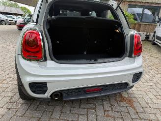 Mini Cooper 1.5 JWC PAKKET NL NAVI AIRCO LUXE UITVOERING picture 13