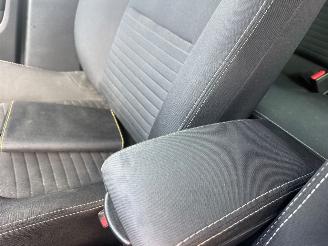 Renault Clio 1.2 TCE LIMITED AIRCO NAVI CRUISE picture 22