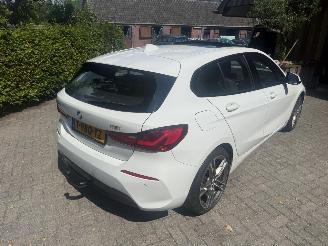 Coche accidentado BMW 1-serie 118I AUT! PANO HIGH EXECUTIVE 77800KM 2020/2