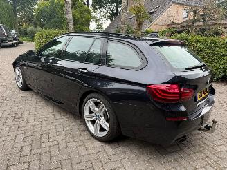 damaged passenger cars BMW 5-serie 520I M  AUT PANO LEDER NAP 2015/6