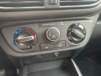 Hyundai I-10 1.0 NAP AIRCO SCHERM CRUISE picture 21