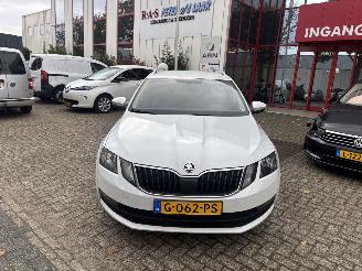 Avarii autoturisme Skoda Octavia 1.6 TDI GREENTECH CL 2019/11
