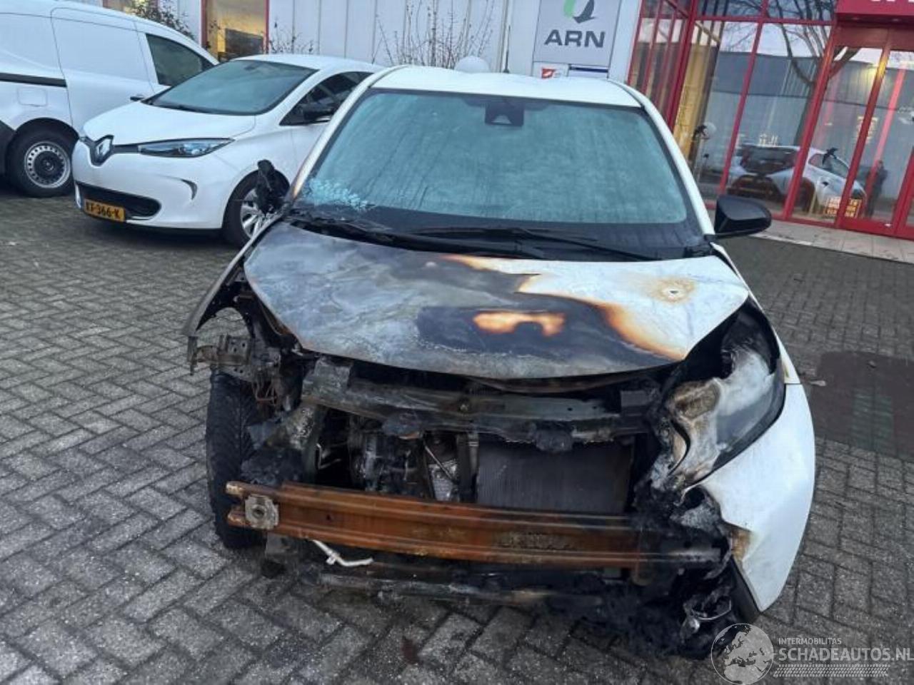 Toyota Aygo Aygo X, Hatchback, 2022 1.0 12V VVT-i