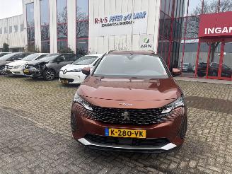 uszkodzony samochody osobowe Peugeot 5008 BL ALLURE 1.2 96KW 2021/3