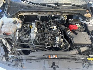 Ford Focus 1.0 ECOBOOST HYBRID ST LINE STYLE picture 16