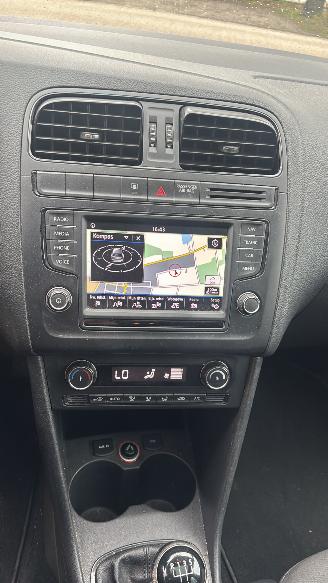 Volkswagen Polo WIT PARELMOER, GEEN SCHADE, ZEER NETTE AUTO. picture 12