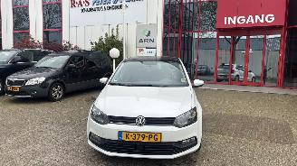 Auto incidentate Volkswagen Polo WIT PARELMOER, GEEN SCHADE, ZEER NETTE AUTO. 2016/5