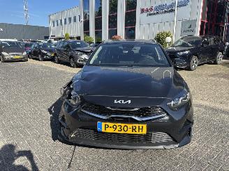 Unfallwagen Kia Ceed 1.0 T-GDI DYNAMICLIN 2022/5