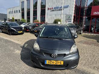 Voiture accidenté Toyota Aygo GEEN SCHADE 2011/7