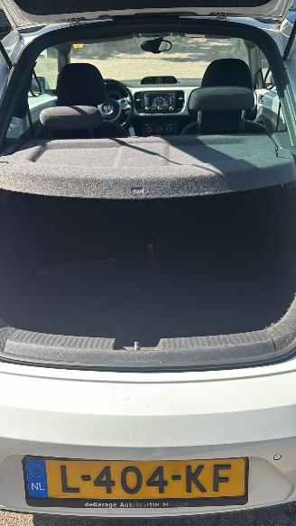 Volkswagen Beetle 1.2 TSI Design picture 18