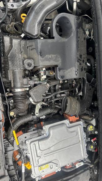 Renault Clio E-TECH HYBRID  ESPRIT ALPINE picture 14