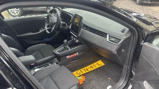 Renault Clio E-TECH HYBRID  ESPRIT ALPINE picture 9