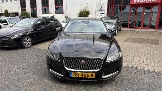 Schadeauto Jaguar XF 2.0D PORTFOLIO 2015/12