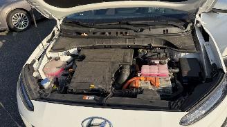Hyundai Kona 1.6 GDI HEV FASHION BIJGELUID IN MOTOR picture 18