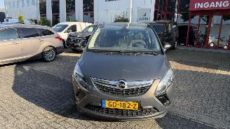 damaged passenger cars Opel Zafira TOURER 1.6 CDTI BIJGELUID MASSAVLIEGWIEL 2015/5