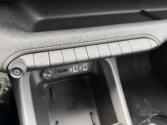 Jeep Avenger 1.2-74 Kw picture 34