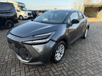 skadebil auto Toyota C-HR 1.8 Hybride 2024/3