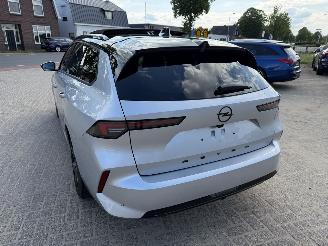 Opel Astra Station GS-Line picture 11