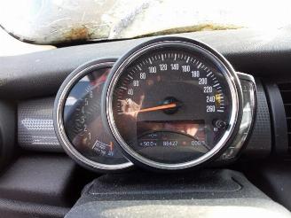 Mini Cooper Mini (F56), Hatchback 3-drs, 2013 1.5 12V Cooper picture 21