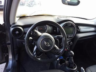 Mini Cooper Mini (F56), Hatchback 3-drs, 2013 1.5 12V Cooper picture 10