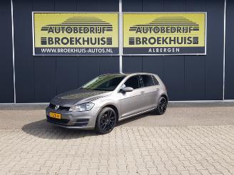 Damaged car Volkswagen Golf 1.2 TSI Easyline 2014/6