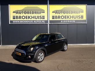 Mini Mini 1.5 Cooper Business picture 1