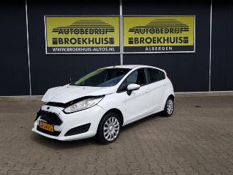 skadebil auto Ford Fiesta 1.0 Style 2016/3