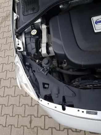 Volvo V-60 2.0 D4 Momentum picture 14