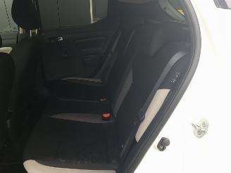 Nissan Micra 0.9 IG-T N-Connecta picture 17